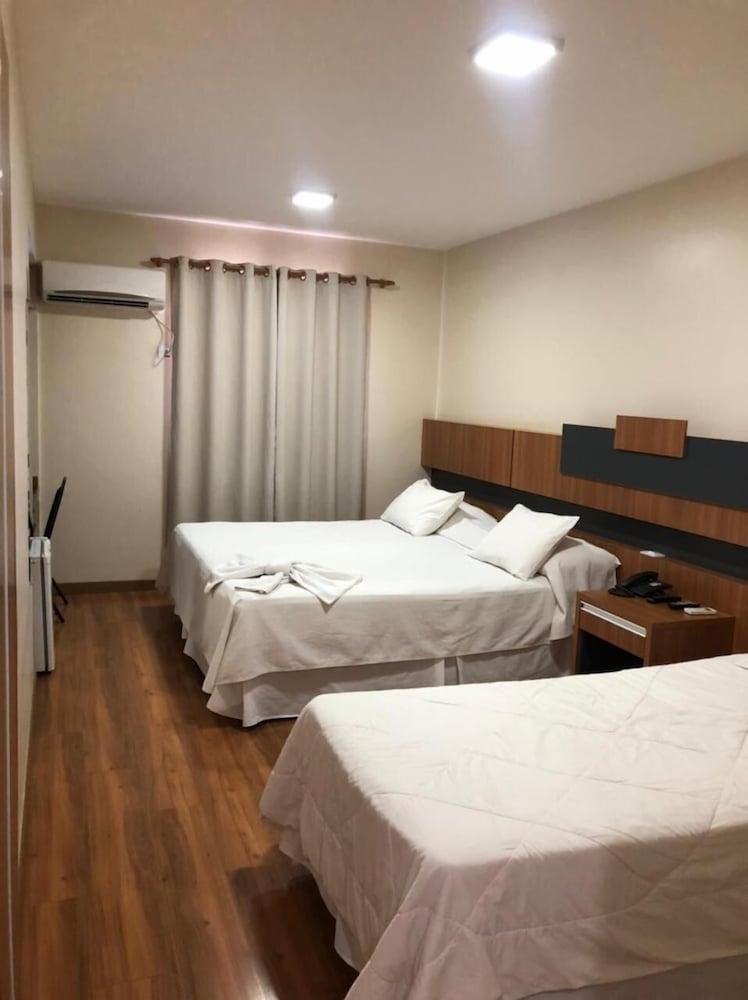 Hotel Aero Park E Estacionamento Londrina Esterno foto