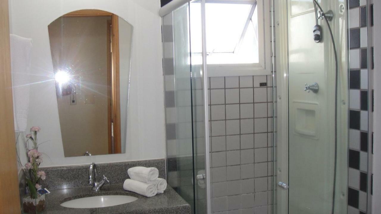 Hotel Aero Park E Estacionamento Londrina Esterno foto